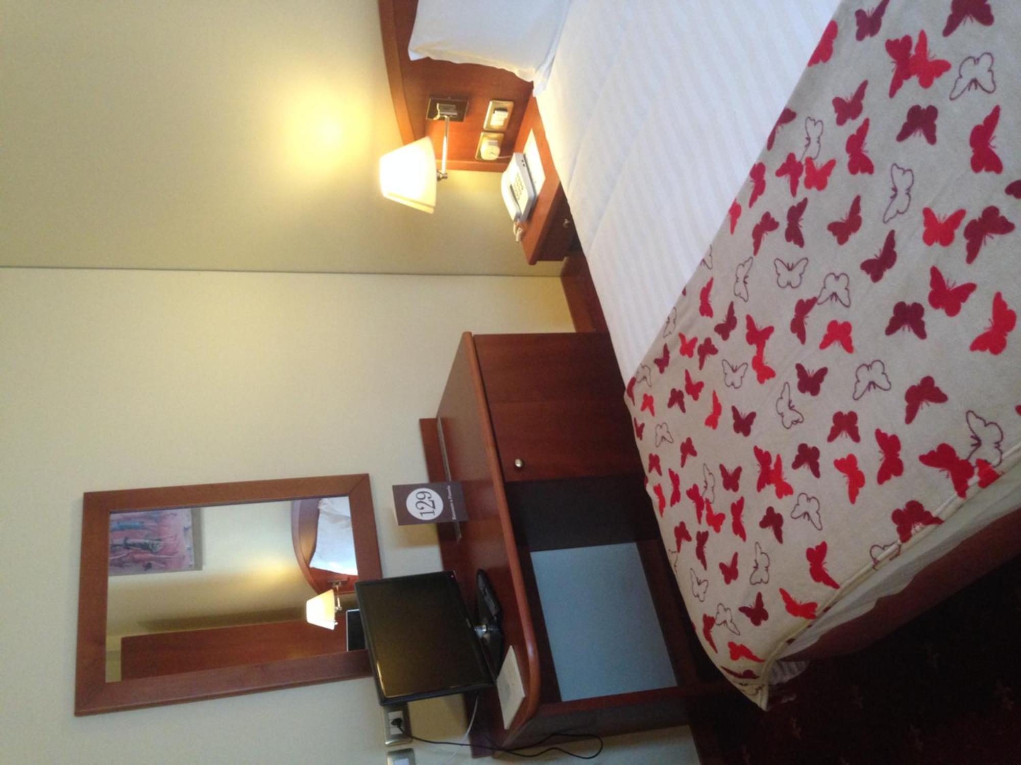 Hotel Piero Della Francesca Ареццо Номер фото